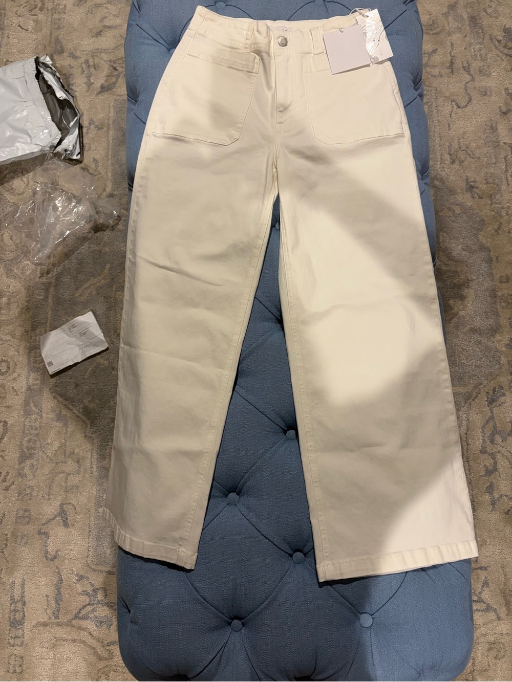 Pistola- Zoey Patch Pocket Utility Pant in Le Blanc. Size 25